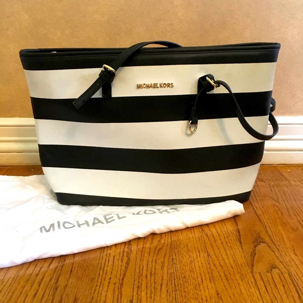 ❌SOLD❌ Black and White Striped Large Tote Bag